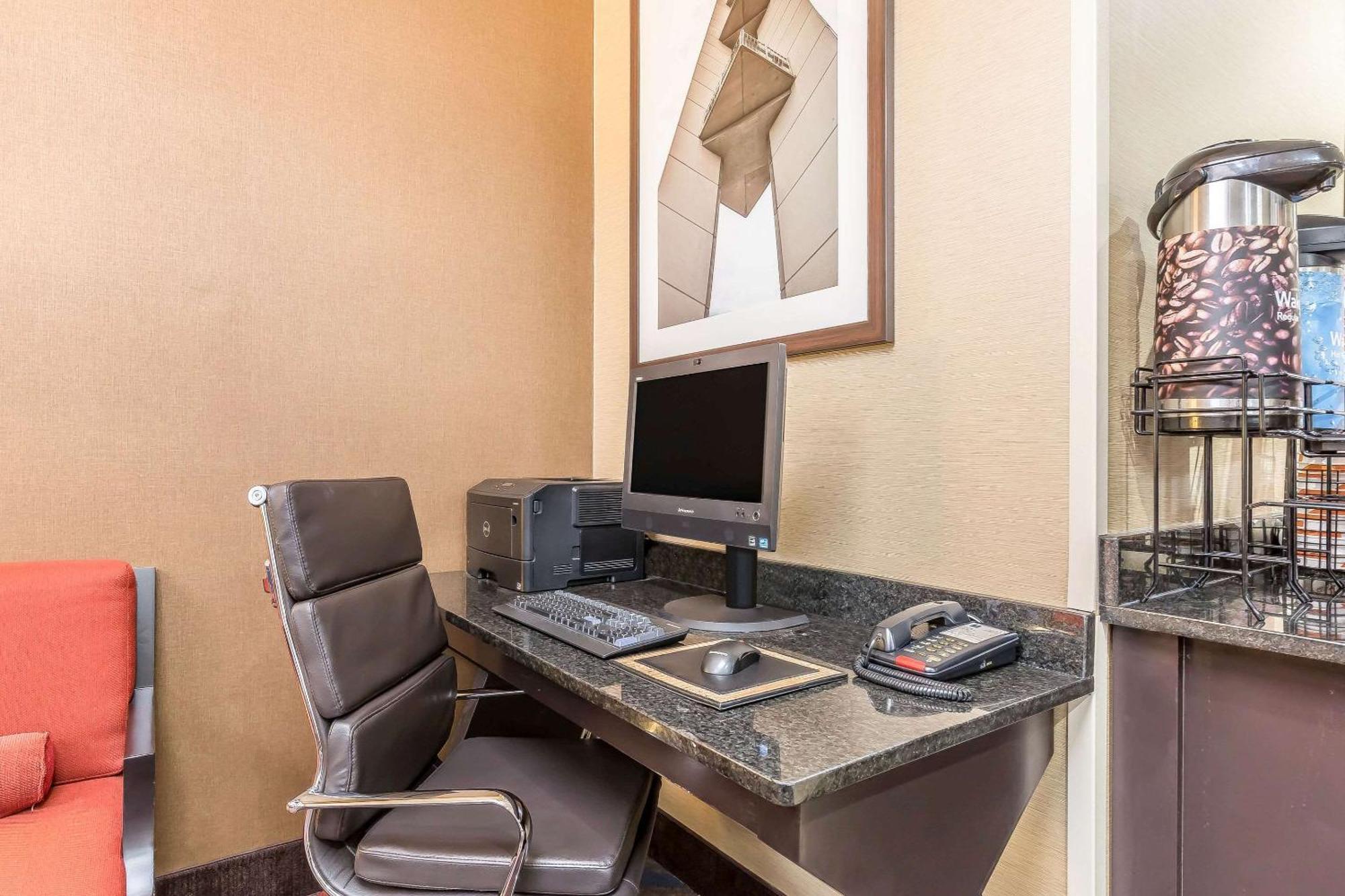 Comfort Inn Alton Near I-255 Экстерьер фото